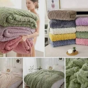 Cobertor aborregada kin $205.00 se envían colores surtidos