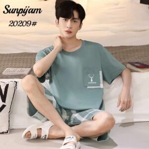 Pijama  Caballero short y camisa $89