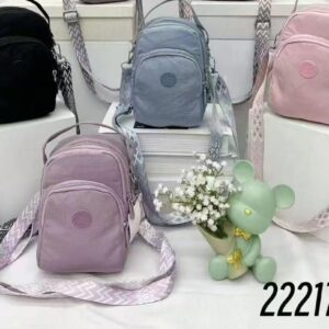 mariconera de lona  $69 se envian colores surtidas
