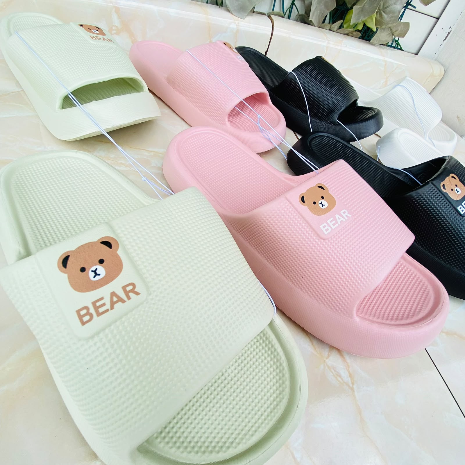 Sandalia osos $48.00